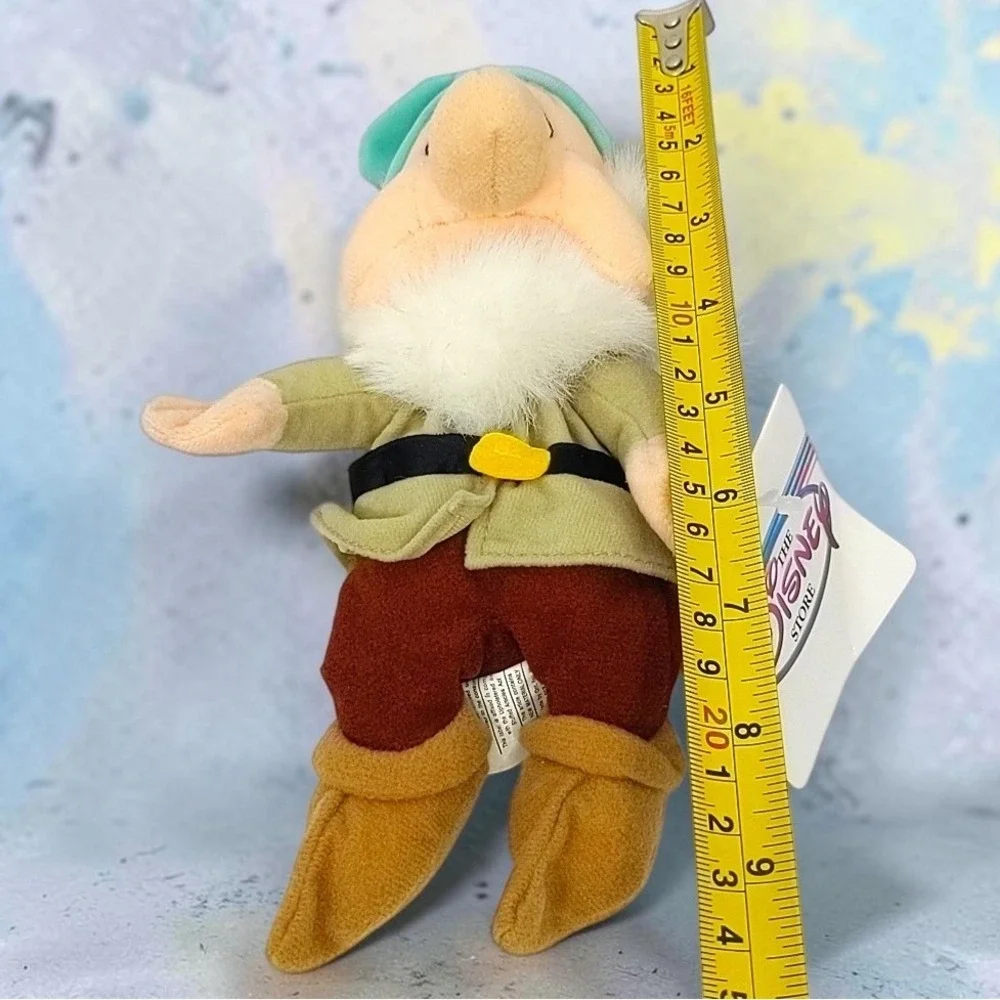 Walt Disney Store Sleepy Dwarf Mini Bean Bag Plush Snow White Seven Dwarfs  NWT
